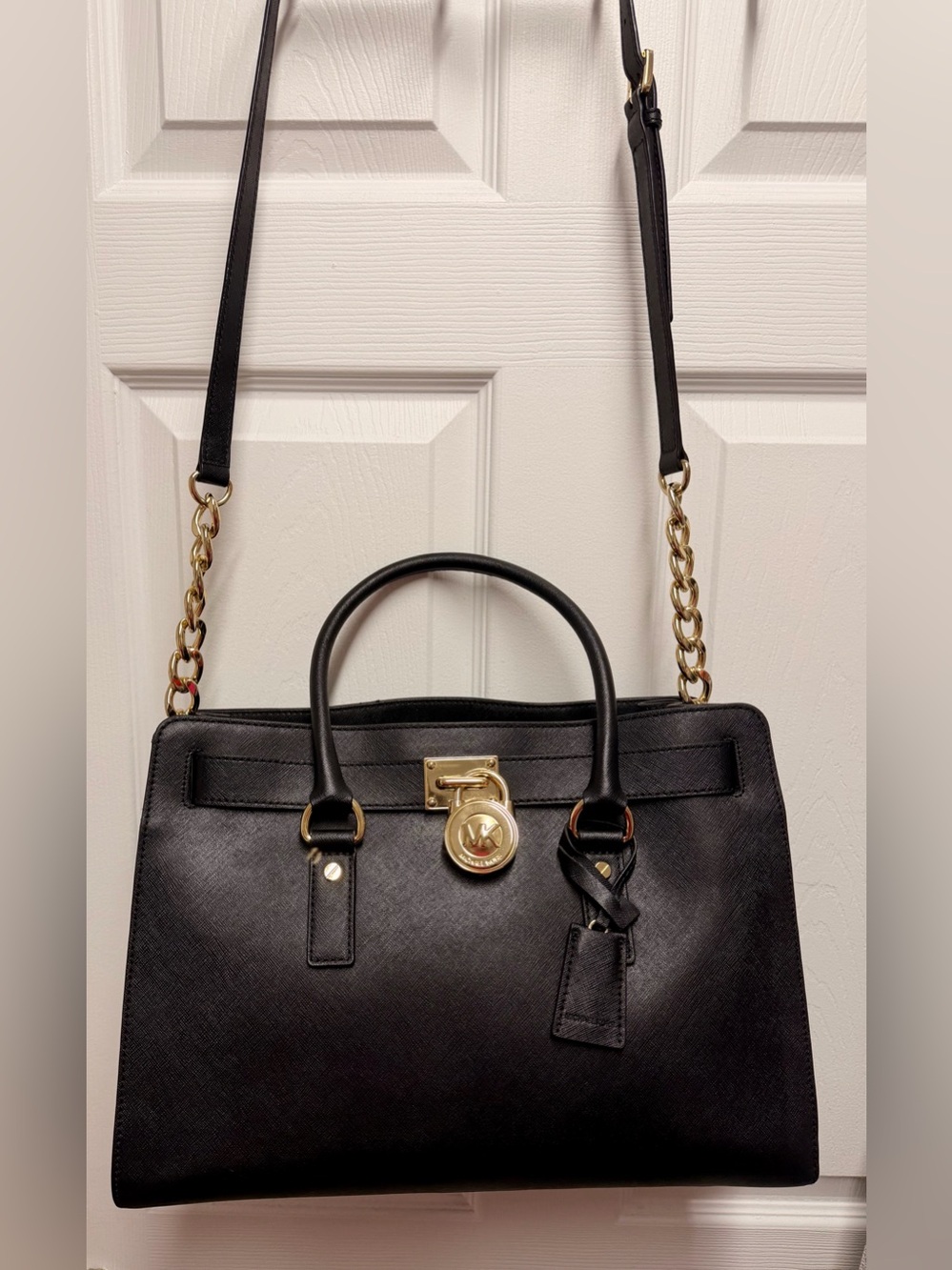 Michael Kors Hamilton Satchel Bag Womens Black printed canvas Gold Padlock Key